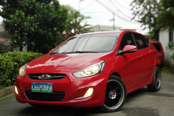 Sell Red 2013 Hyundai Accent Sedan in Manila