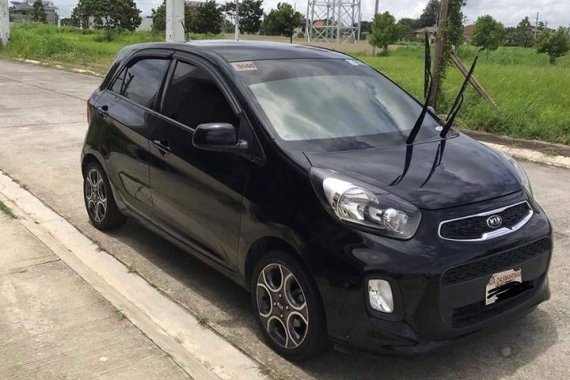 Selling Black Kia Picanto 2016 SUV / MPV in Santa Rosa