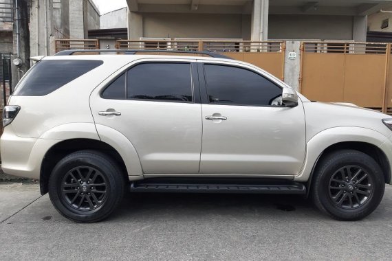 Beige Toyota Fortuner 2014 SUV / MPV for sale in Manila