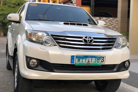 Sell White 2013 Toyota Fortuner SUV / MPV in Manila