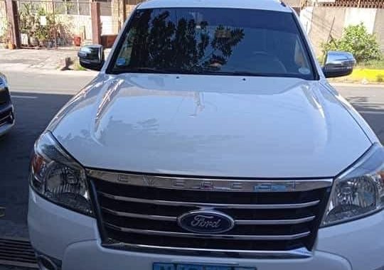 Sell White 2009 Ford Everest SUV / MPV at Manual in  at 66000 km in Quezon City