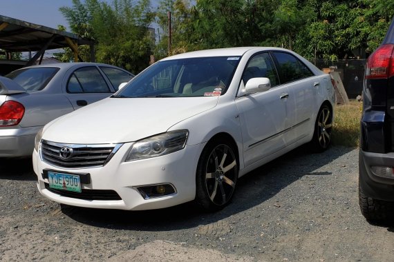 SELLING TOYOTA CAMRY 2010 2.4V AUTOMATIC