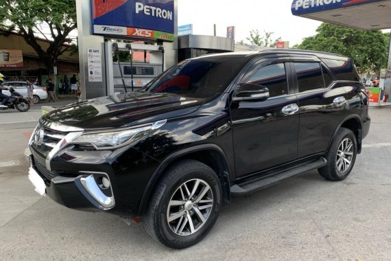 2016 Toyota Fortuner 2.4V diesel AT