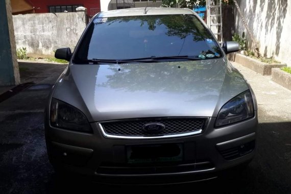 Beige Ford Focus 2007 for sale in Teresa