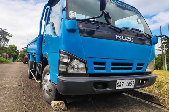 Isuzu Elf Dropside 12ft 