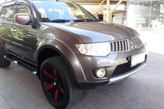 2010 Mitsubishi Montero GLS Sport