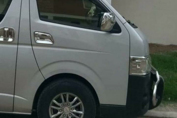 TOYOTA HIACE COMMUTER 2017 FOR SALE