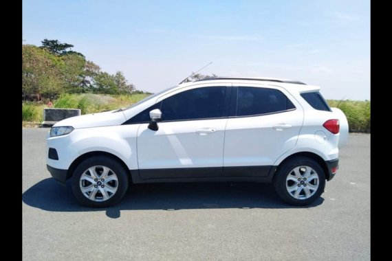 Sell White 2016 Ford Ecosport in Cavite City