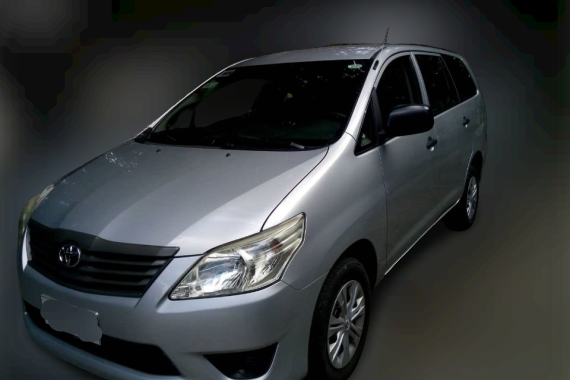 2015 Toyota Innova J 