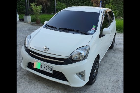 Sell White 2015 Toyota Wigo in Cavite City