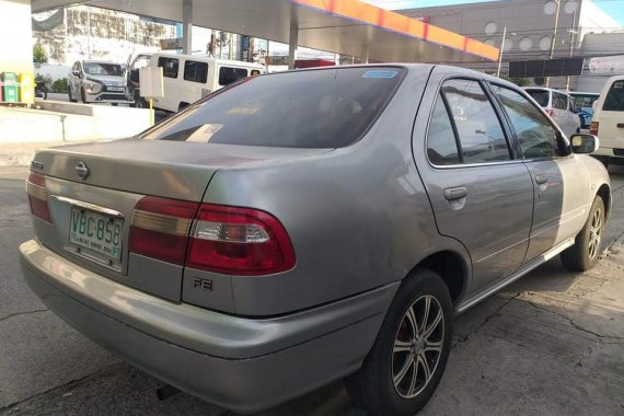 Nissan Sentra  2001