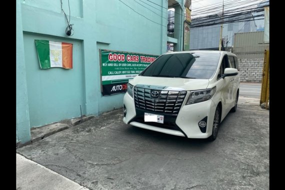 White Toyota Alphard 2016 for sale in San Antonio