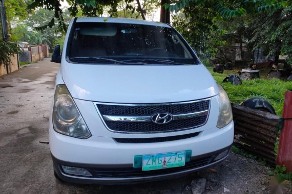 Selling White Hyundai Starex 2008 in Santa Maria