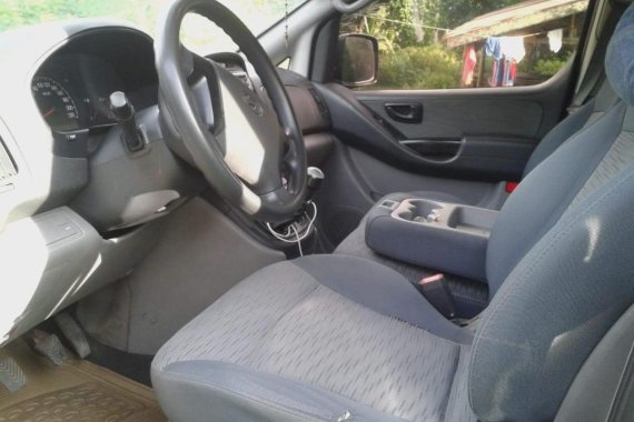 Sell Black 2013 Hyundai Grand starex in Pasay