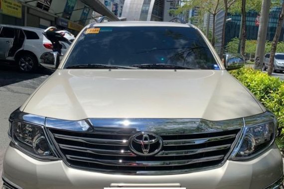 Selling Metallic Gold Toyota Fortuner 2018 in Taguig