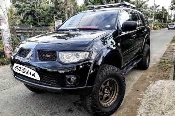 2012 Mitsubishi Montero GTV