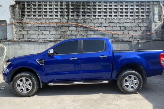 Selling Blue Ford Ranger in Manila