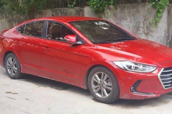 Selling Red Hyundai Elantra in Taguig