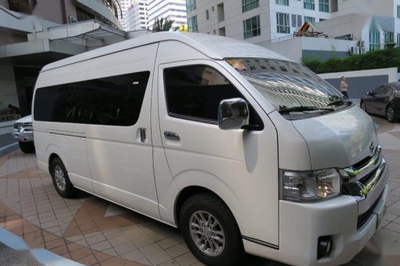 Sell White Toyota Grandia in Manila