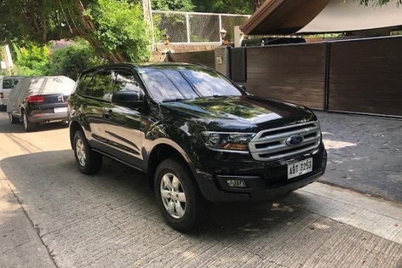 Sell Black Ford Everest in Muntinlupa