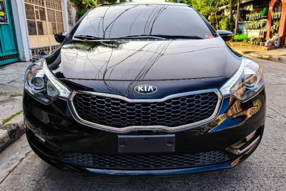 Sell Black 2009 Kia Cerato in San Pedro