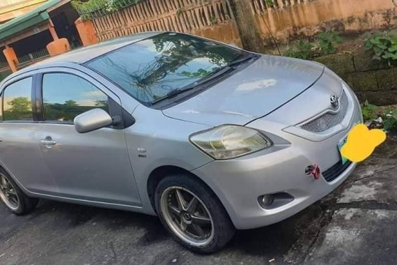 Selling Silver Toyota Vios in Naga
