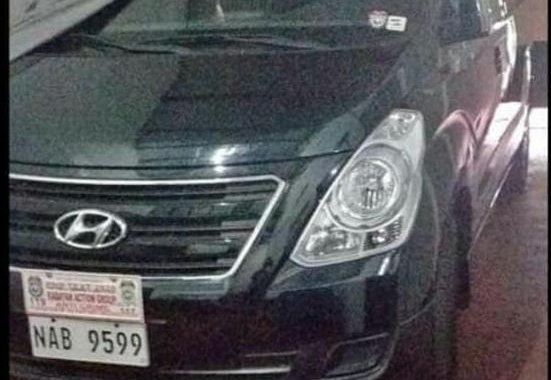 Sell Black Hyundai Starex in Marikina