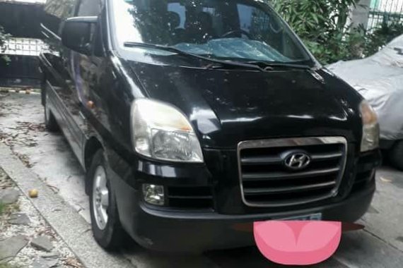 Sell Balck 2006 Hyundai Starex in Parañaque