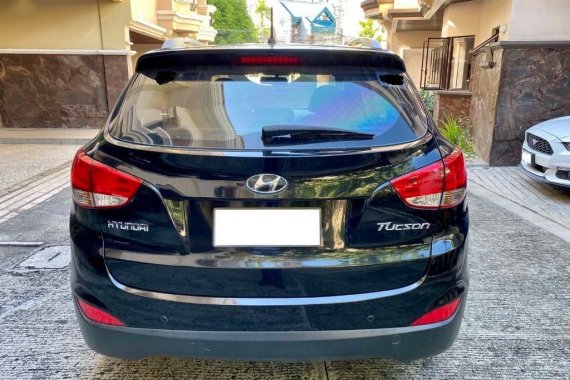 Sell Black Hyundai Tucson for sale in San Juan