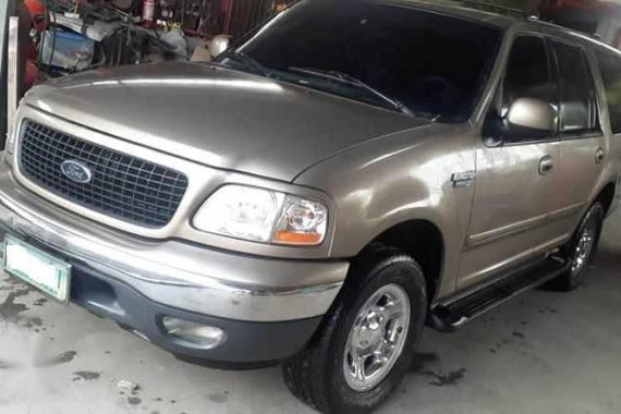 Silver Ford Expedition for sale in Quezon city