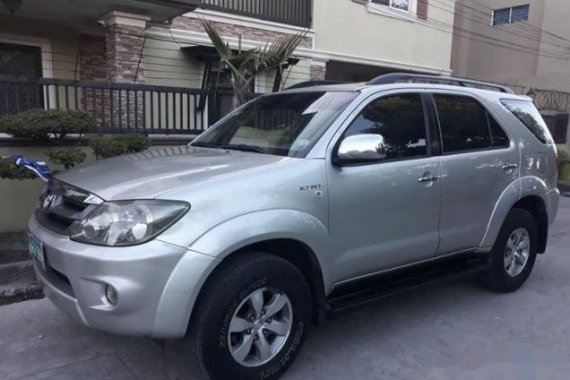 Sell  Silver 2007 Toyota Fortuner for sale in Baguio