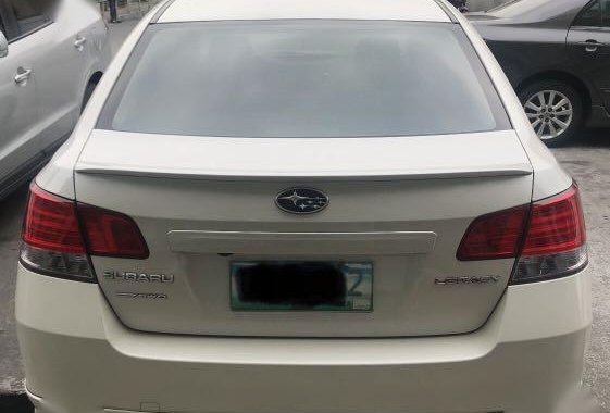 Sell Pearl White Subaru Legacy in Manila