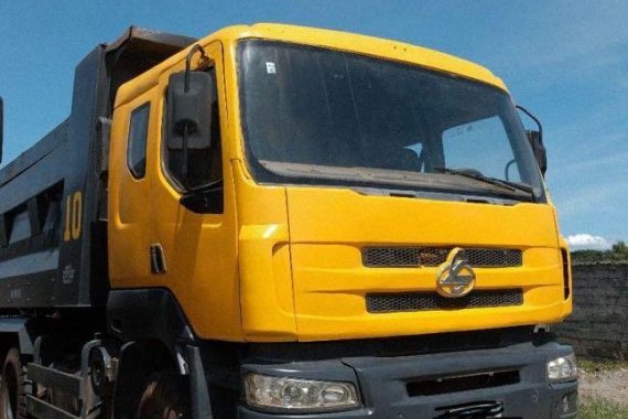 Yellow FAW Dump truck 2012 for sale in Bonifacio Global City (BGC)