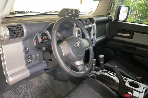 Silver Toyota Fj Cruiser for sale in Las Piñas
