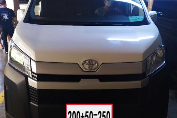 Toyota Hiace 2019