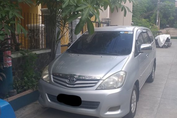 2010 Toyota Innova G 