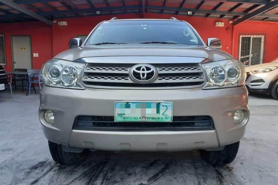 Selling Grey Toyota Fortuner for sale in Las Piñas