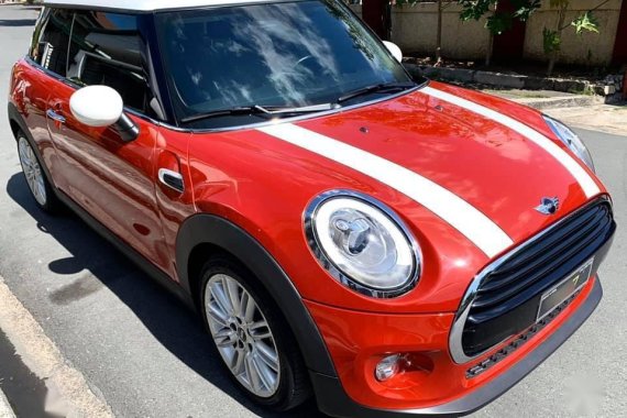 Selling Red Mini Cooper 2017 in Muntinlupa