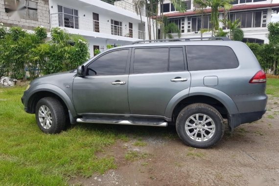 Grey Mitsubishi Montero sport for sale in Parañaque