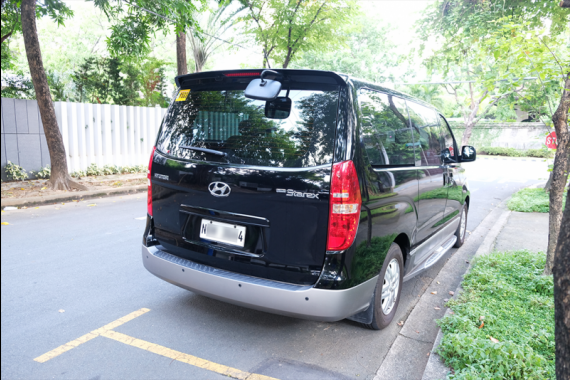 Black Hyundai Starex 2019 for sale in Manila