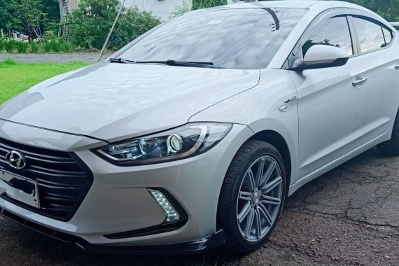 2017 Hyundai Elantra