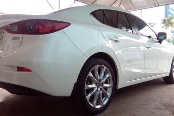 Pearl White Mazda 3 for sale in Bacolod