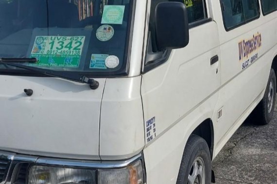 Sell White Nissan Urvan in Parañaque