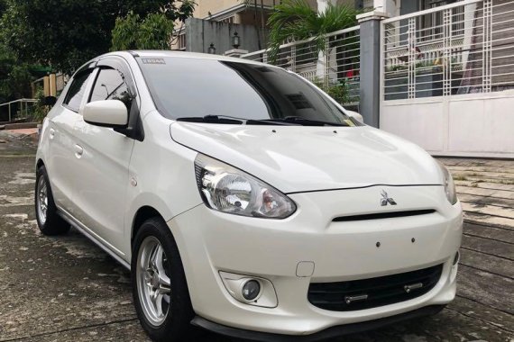 White Mitsubishi Mirage for sale in Quezon City