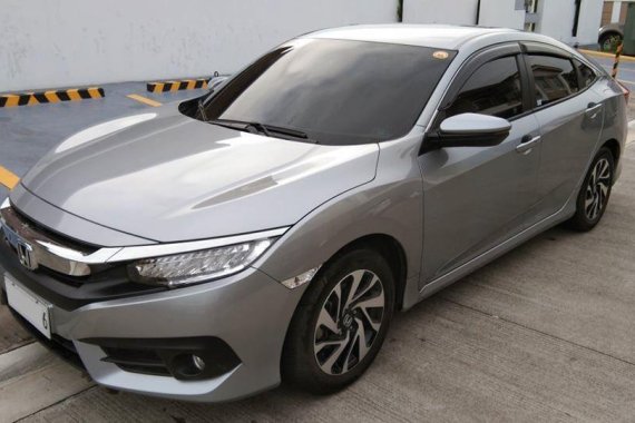 Selling Silver Honda Civic in Parañaque