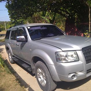 2009 Ford Everest Silver, 2.5L Diesel, MT 457K, still negotiable