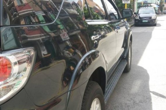 Sell Black 2014 Toyota Fortuner in Mandaluyong