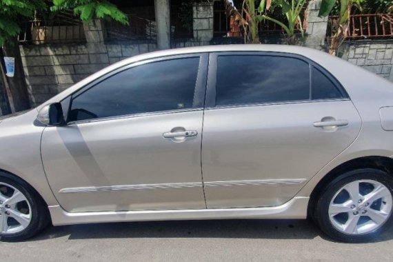 Sell Silver Toyota Corolla altis in Cebu City