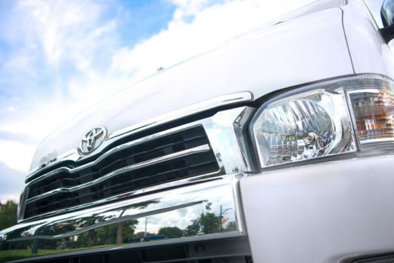 LOW DOWNPAYMENT PROMO! TOYOTA HIACE OLD COMMUTER 2020  