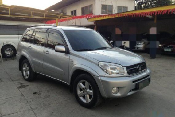 Grey Toyota Rav4 2005 for sale in Mandaue